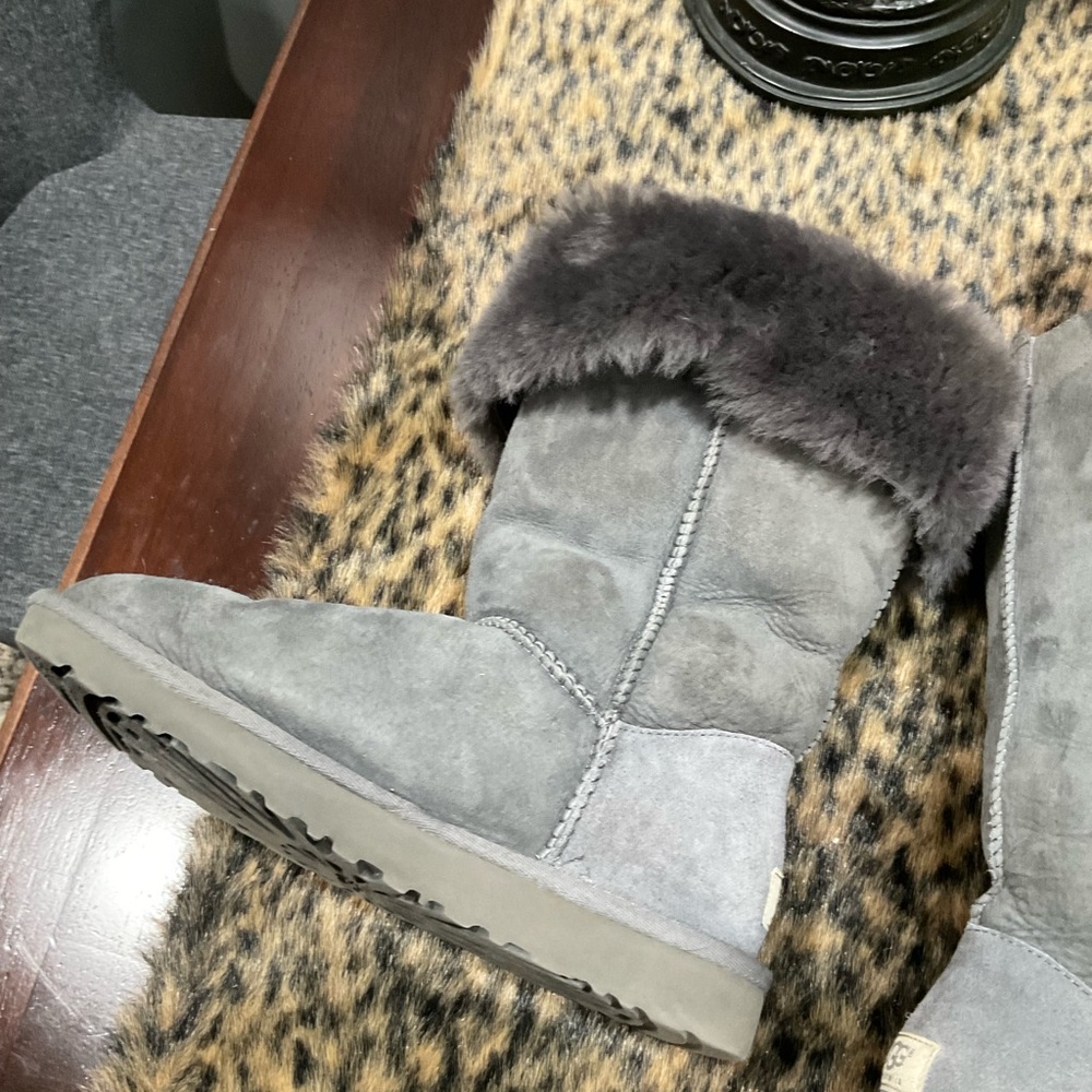 Ugg Ultra Soft Three Button Tall Boots - image 7